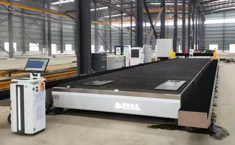 Fiber laser cutting machine
