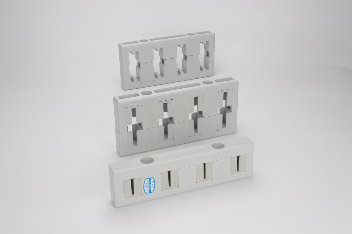 Why the Busbar Clamp is an Essential Part of Electrical Supply Systems?